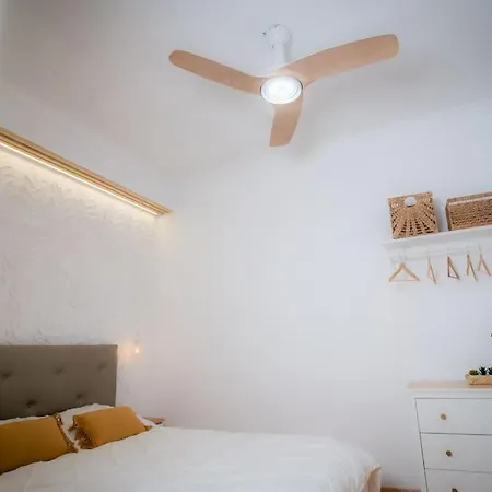 Coqueto Piso A 2 Min De La Playa * Эль-Эскобональ