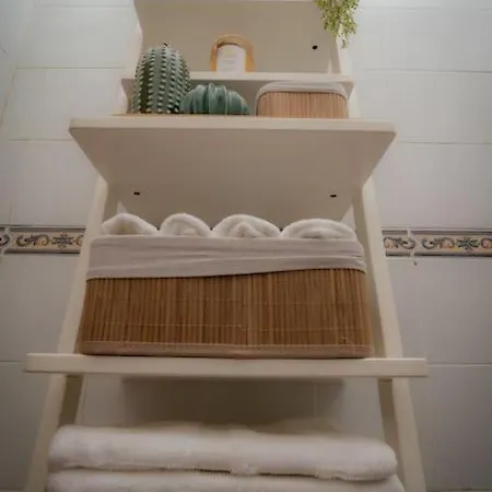 Coqueto Piso A 2 Min De La Playa El Escobonal